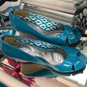 💥💥sold💥💥AlexFlex comfort wedge shoes